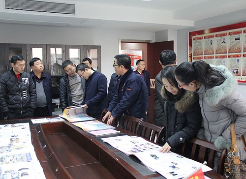 興化市非公企業書記與好色先生APP下载交流黨建經驗