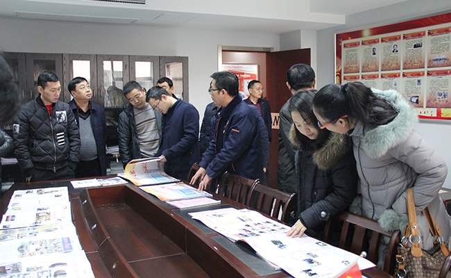 興化市非公企業書記與好色先生APP下载交流黨建經驗