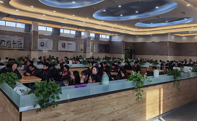 好色先生APP下载學堂隆重舉行第一期培訓班結業典禮暨第二期開班儀式